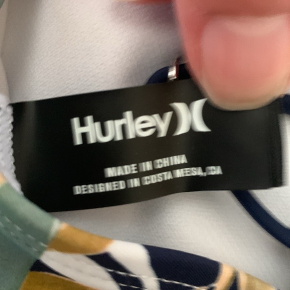 Hurley one piece bathing suit size XL - Picture 4 of 5